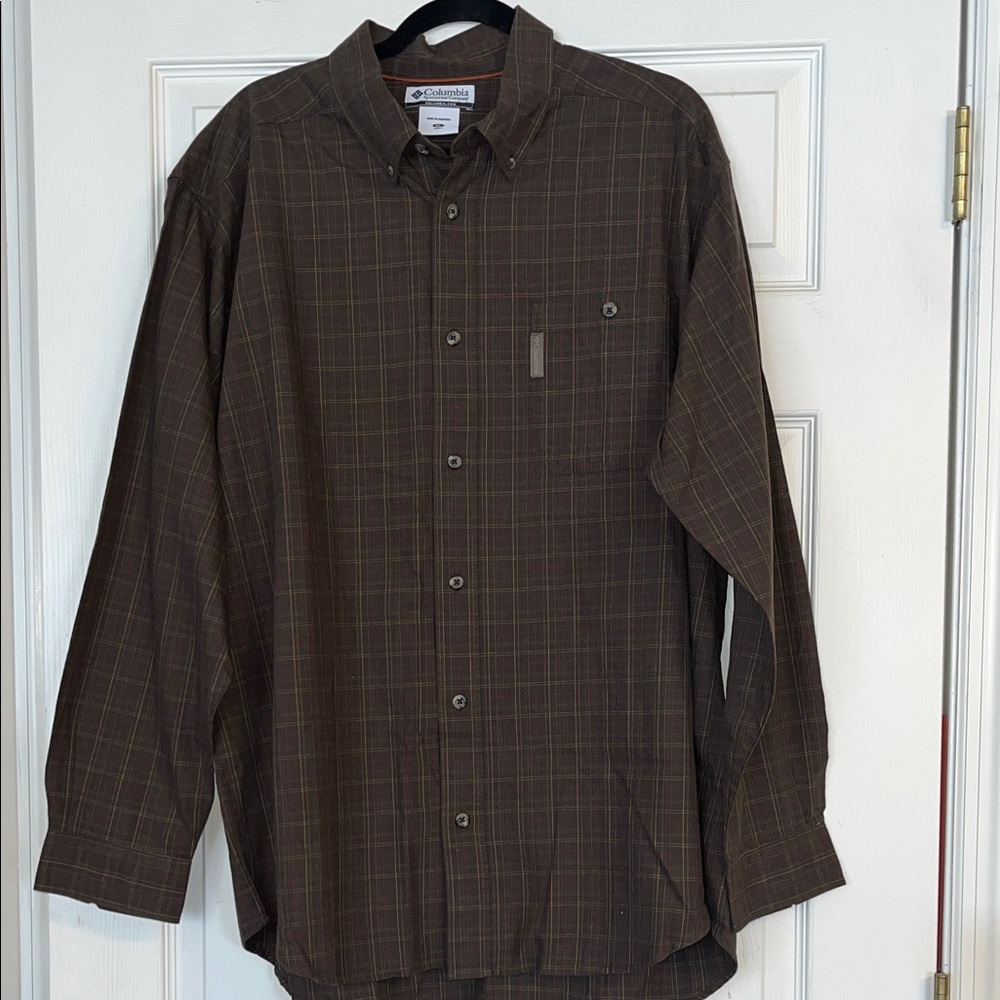 Columbia Men's Brown Plaid Shirt